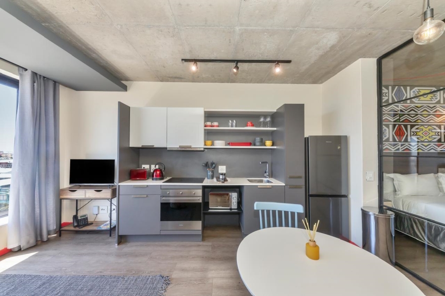 To Let 1 Bedroom Property for Rent in Woodstock Western Cape
